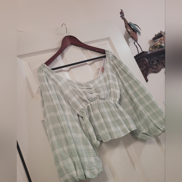 New Show Me Your MuMu Sage Green Gingham Ruffle Crop Smocked Top Small - Picture 5 of 8